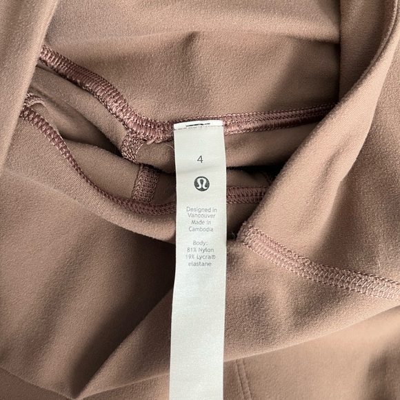 Lululemon Align Wide Leg Super-High-Rise Crop *23" - Picture 6 of 10